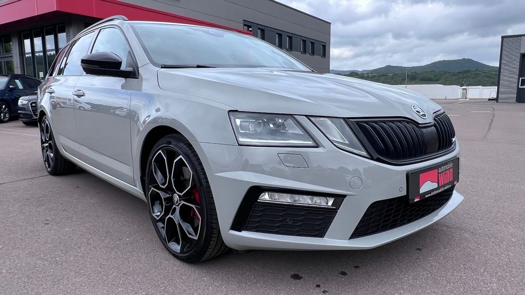 SKODA Octavia Combi 2.0 TDI RS 4x4 DSG