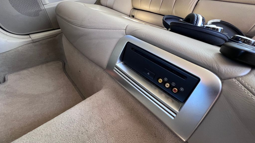 MERCEDES-BENZ E 220 CDI Limousine **Leder+AHK+Kamera+Memory**