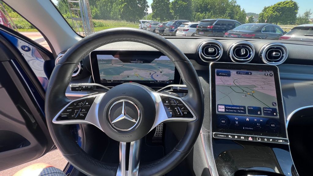 MERCEDES-BENZ GLC 300 de 4Matic Avantgarde *TOP-AUSSTATTUNG*