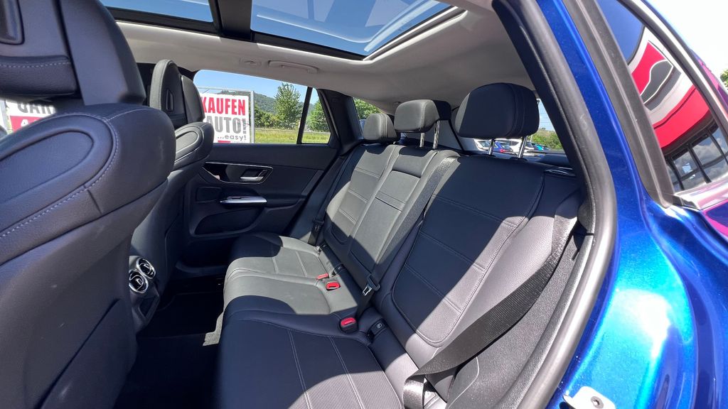 MERCEDES-BENZ GLC 300 de 4Matic Avantgarde *TOP-AUSSTATTUNG*