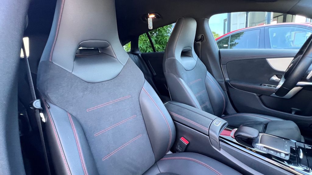 MERCEDES-BENZ CLA Shooting Brake AMG-Line