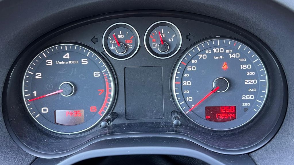 AUDI A3 Sportback 1.4 TFSI Attraction ***TÜV NEU***