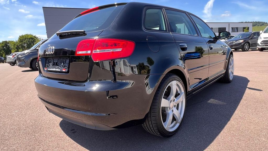 AUDI A3 Sportback 1.4 TFSI Attraction ***TÜV NEU***