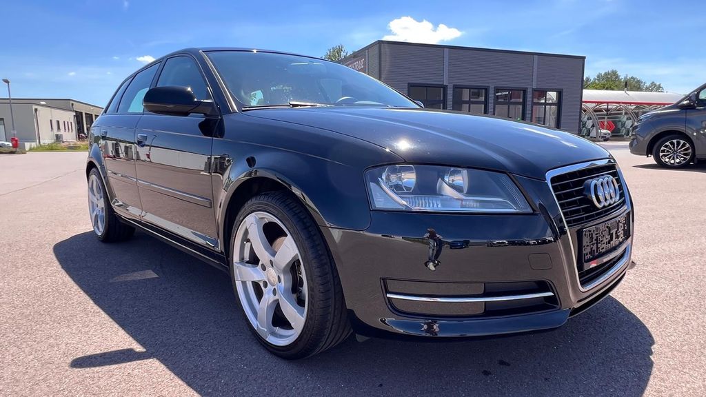 AUDI A3 Sportback 1.4 TFSI Attraction ***TÜV NEU***