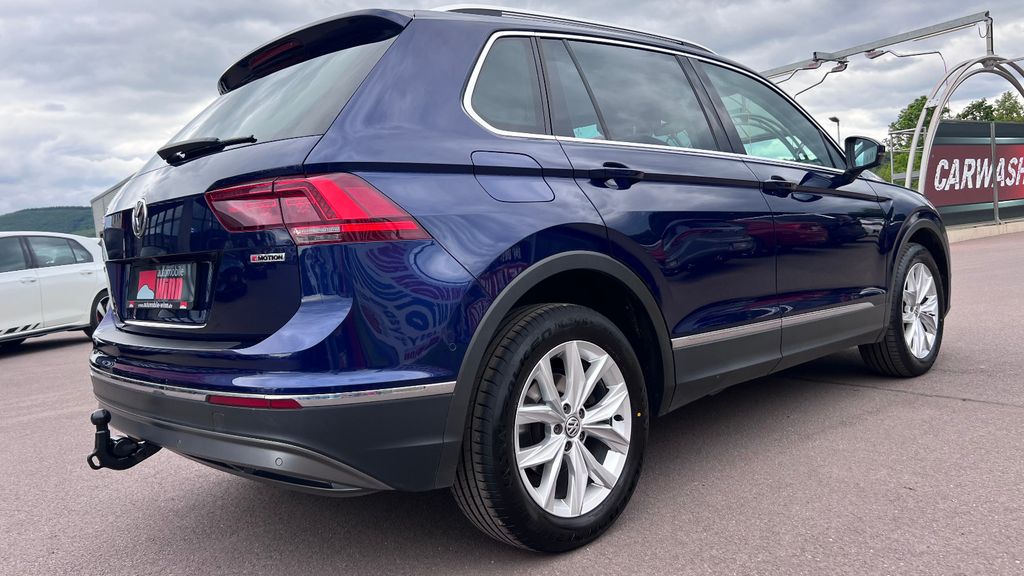 VW Tiguan 2.0 TDI Highline 4Motion DSG **AHK+LED**