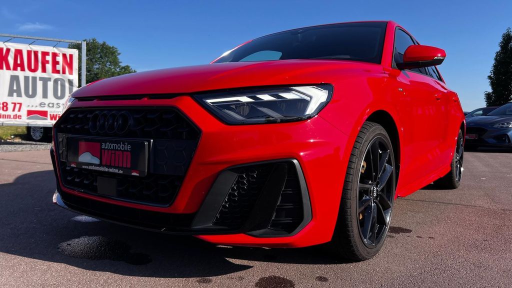 AUDI A1 Sportback 35 TFSI S line *Bang&Olufsen + 18*