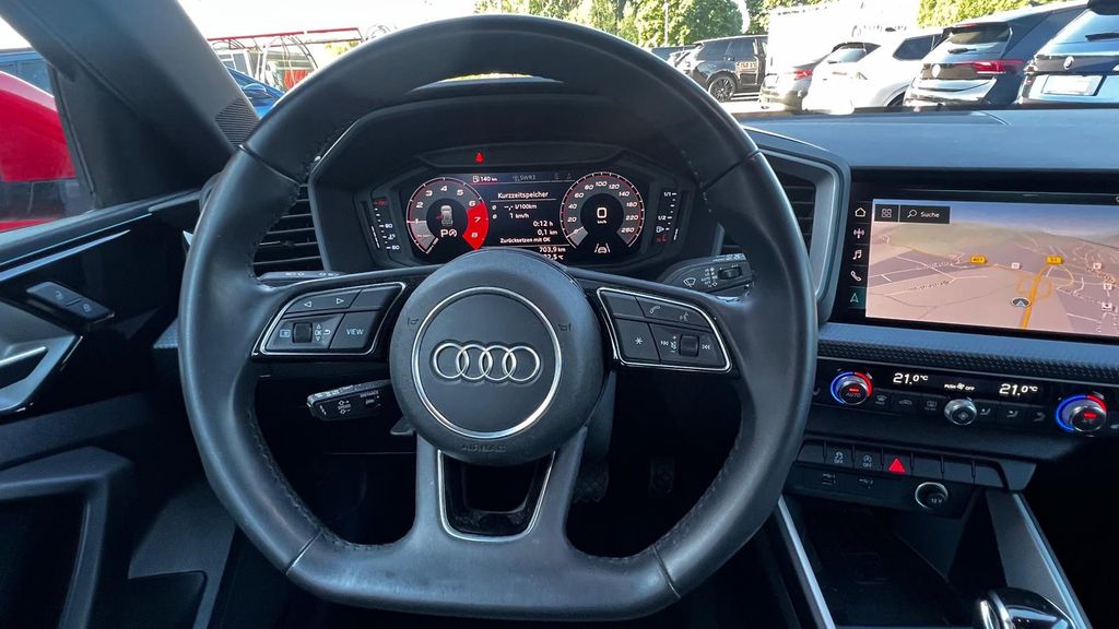 AUDI A1 Sportback 35 TFSI S line *Bang&Olufsen + 18*