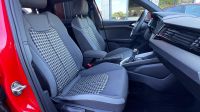 AUDI A1 Sportback 35 TFSI S line *Bang&Olufsen + 18*