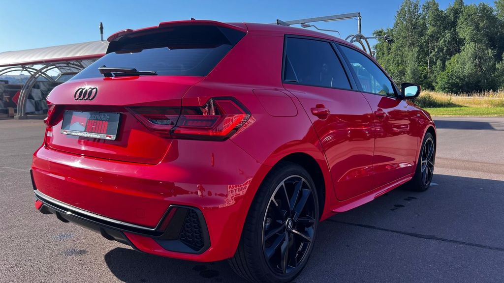 AUDI A1 Sportback 35 TFSI S line *Bang&Olufsen + 18*