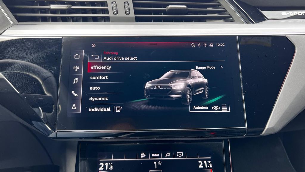 AUDI Q8 e-tron S-Line