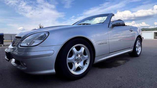 MERCEDES-BENZ SLK 200