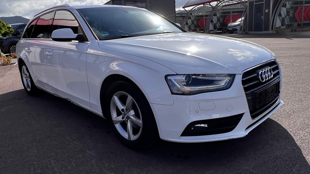 AUDI A4 Avant 2.0 TDI Ambiente *MOTOR & GETRIEBE OK*