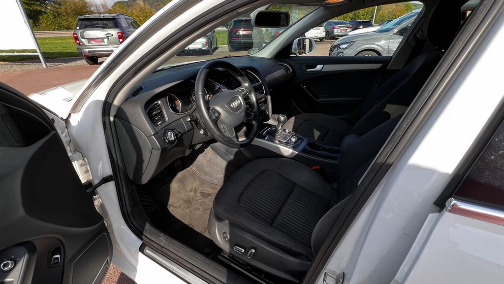 AUDI A4 Avant 2.0 TDI Ambiente *MOTOR & GETRIEBE OK*