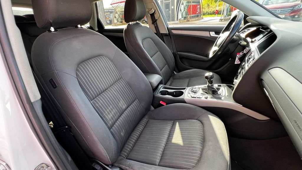 AUDI A4 Avant 2.0 TDI Ambiente *MOTOR & GETRIEBE OK*