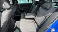 SKODA Octavia Combi 2.0 TDI DSG Soleil