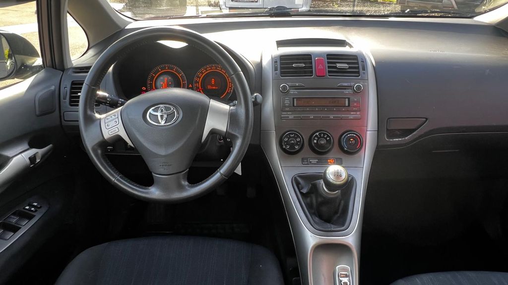 TOYOTA Auris 1.4 Team ***TÜV BIS 10/2027***