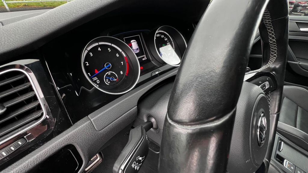 VW Golf VII R 2.0 4Motion*TOP ZUSTAND + SCHECKHEFT*