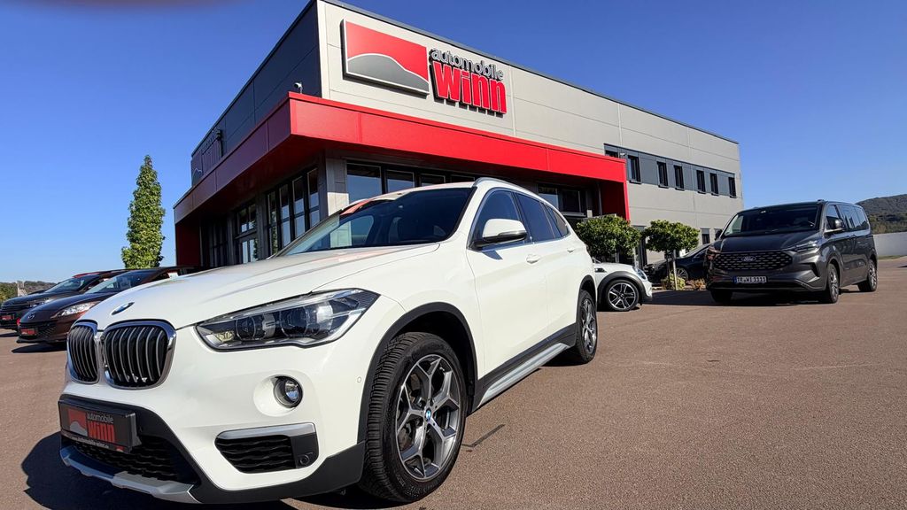 BMW X1 xDrive 20 d xLine **1. HAND + SCHECKHEFT**